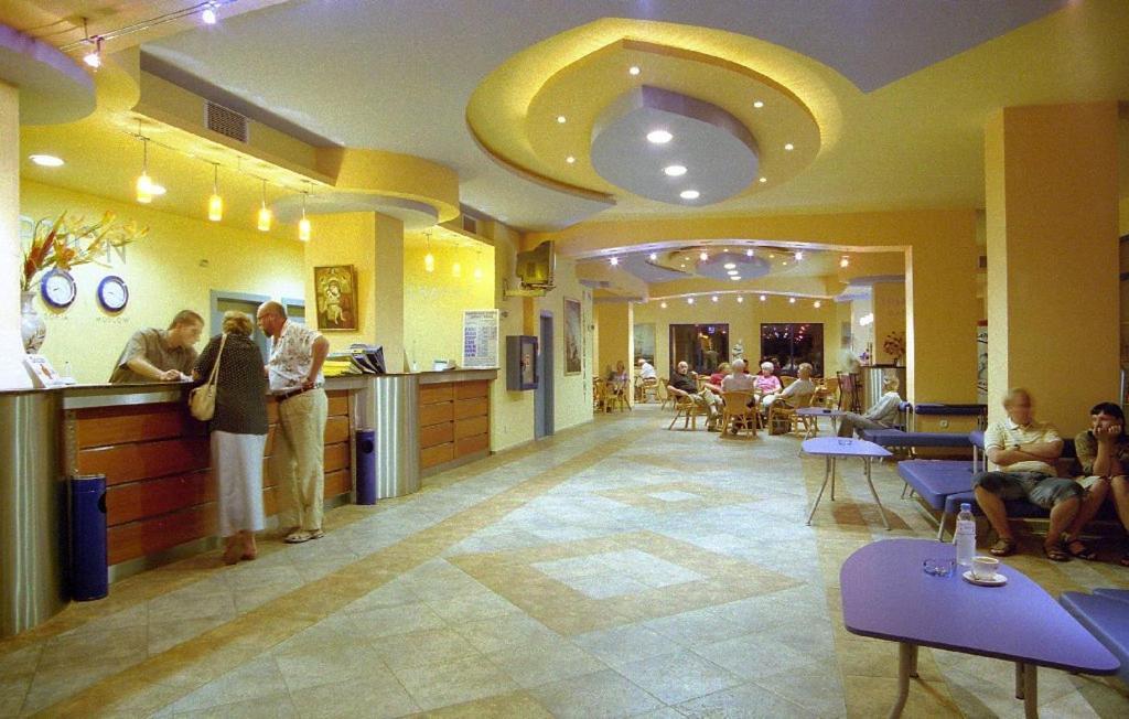 Hotel Dana Palace Золотые Пески Интерьер фото